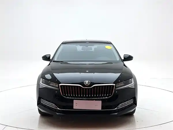 Skoda Superb 2023