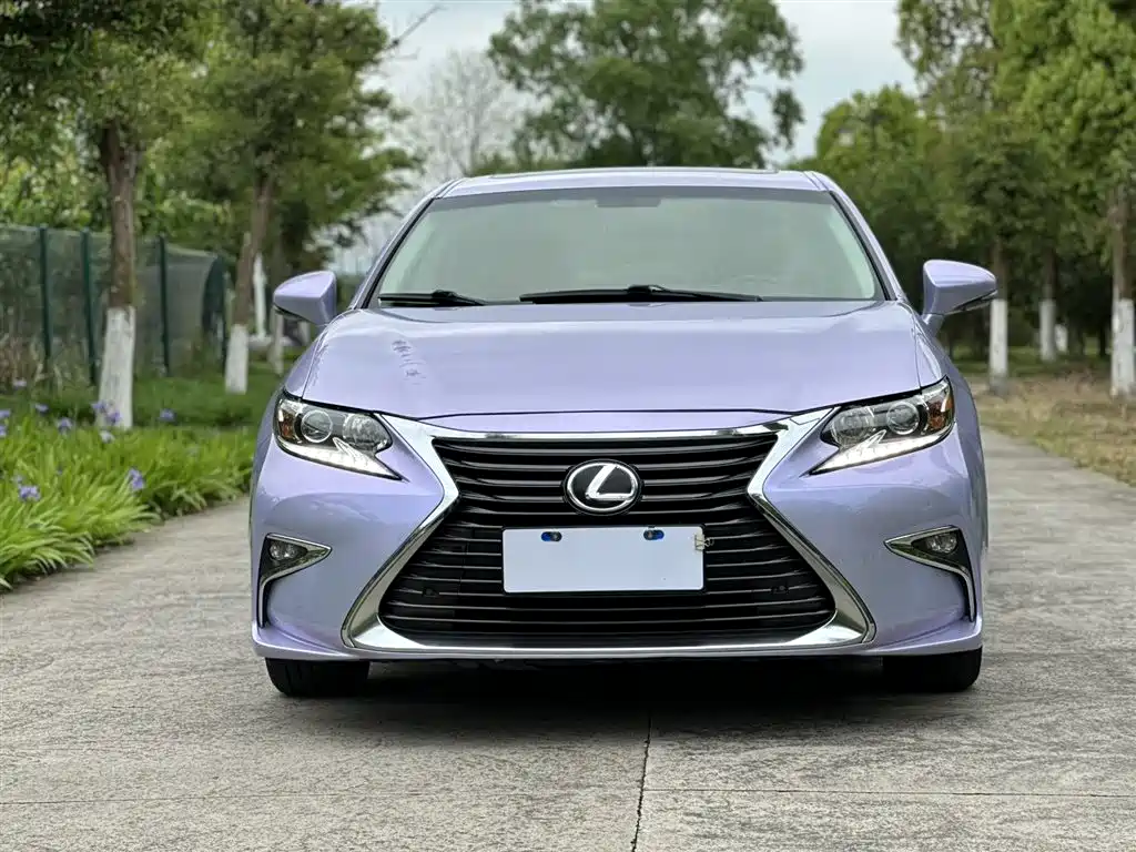 Lexus ES 2017 — фото 3