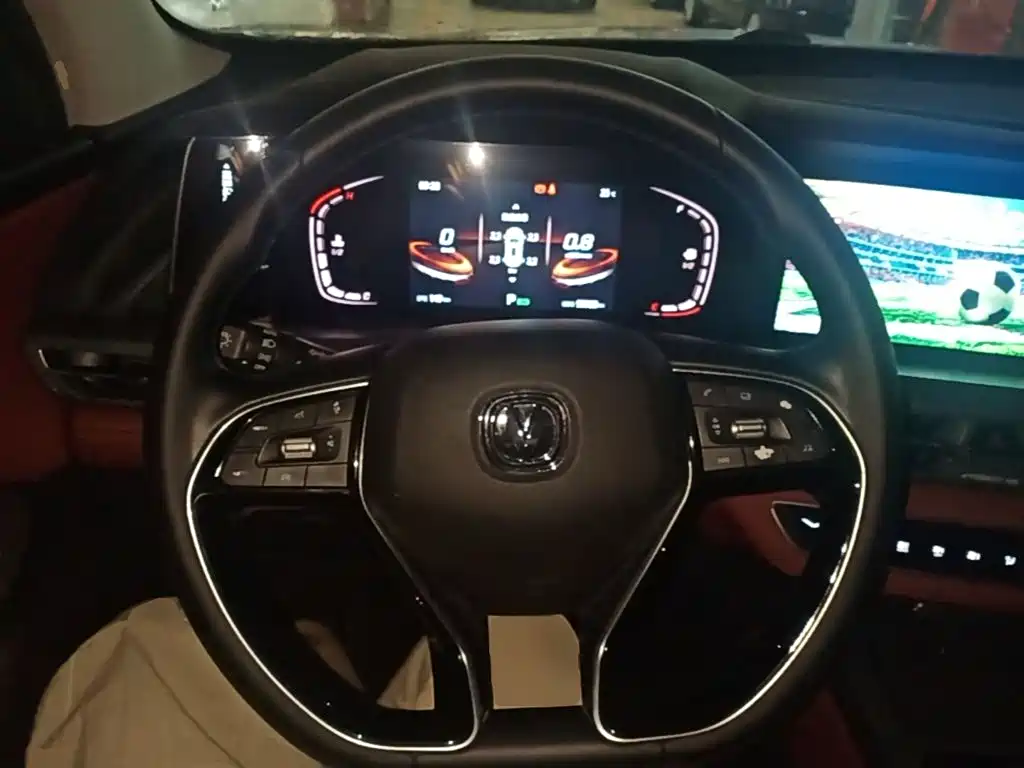 Changan CS75 PLUS 2021 — фото 11