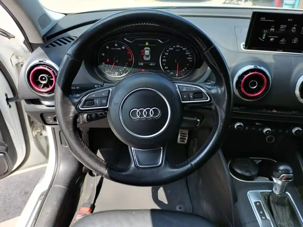 Audi A3 2017 — фото 11