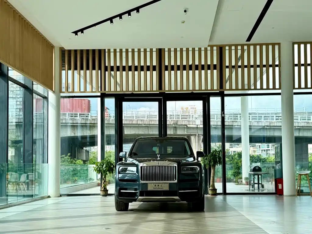 Rolls-Royce Cullinan 2019
