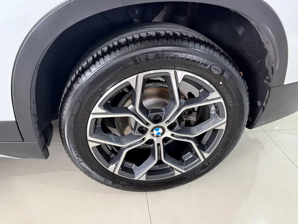 BMW X1 2022 — фото 16