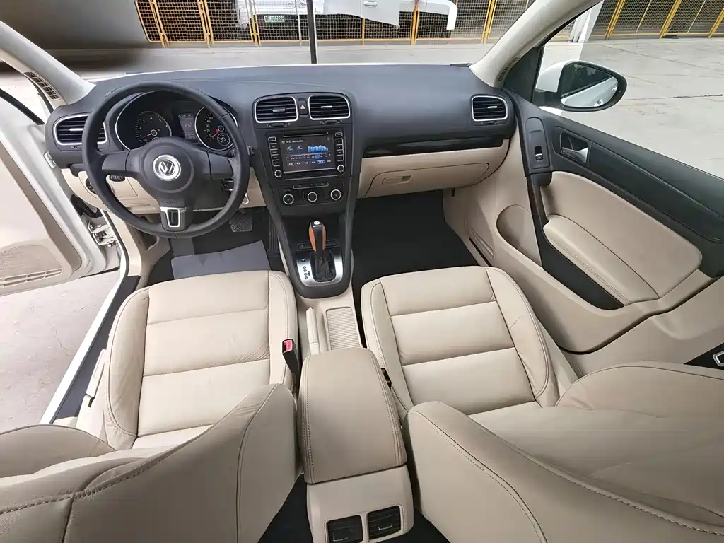 Volkswagen Golf 2013
