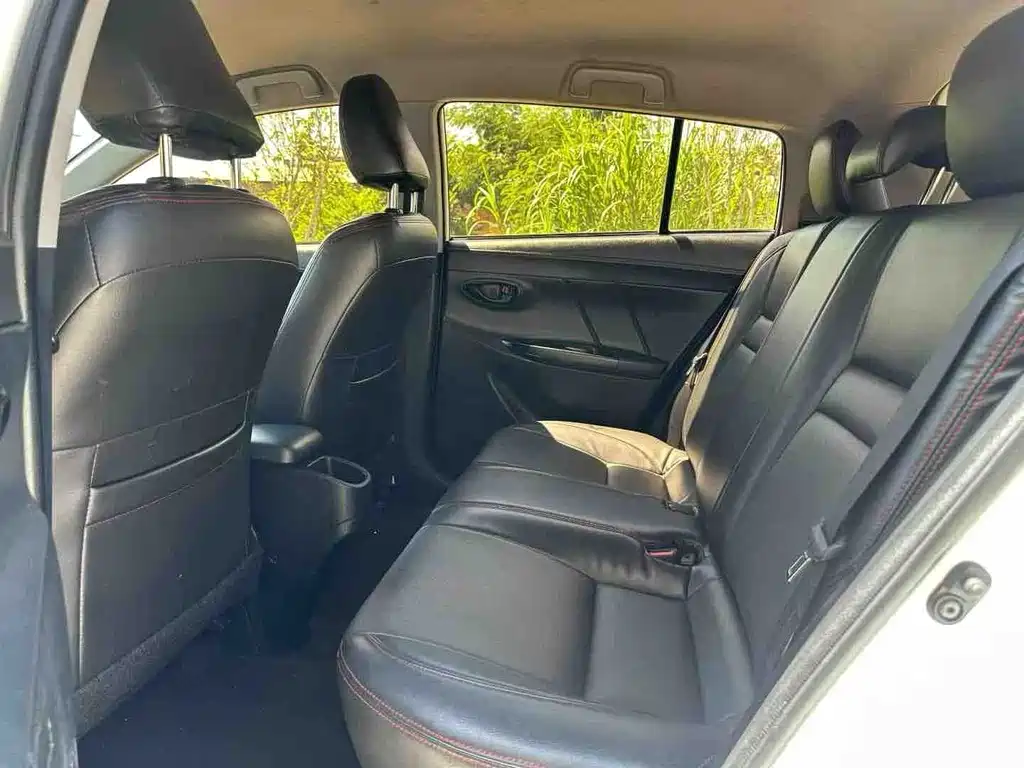 Toyota Yaris L 2017