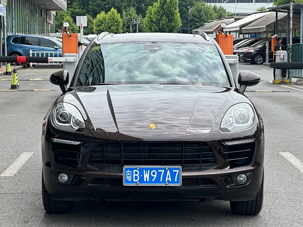Porsche Macan 2019 — фото 2