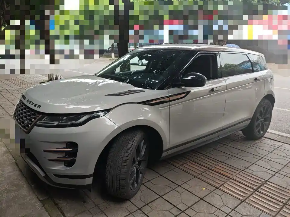 Land Rover Evoque 2024 — фото 1