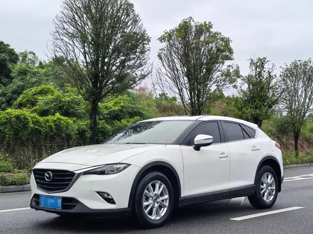 Mazda CX-4 2018 — фото 1