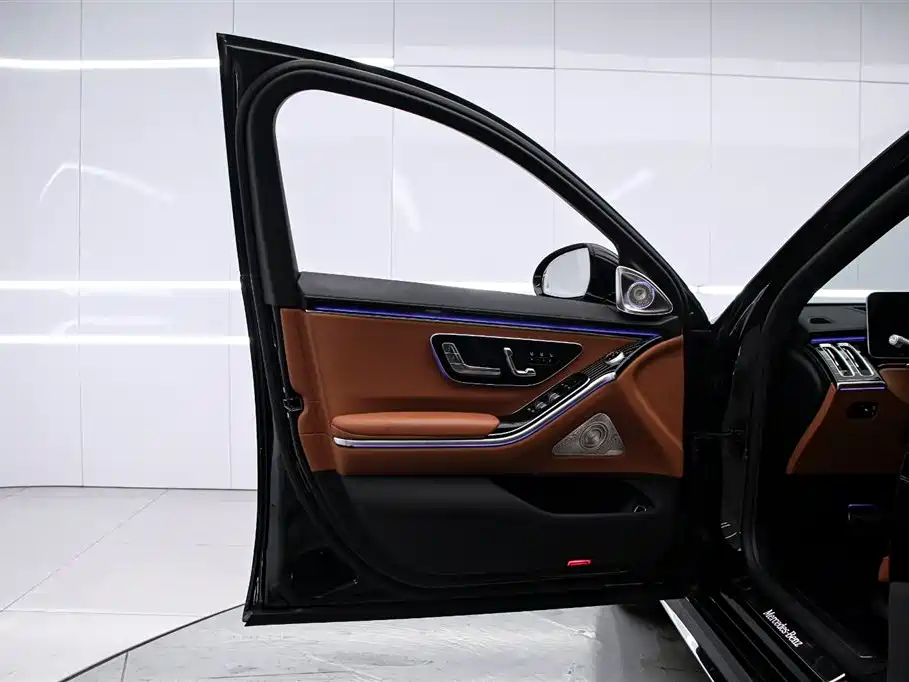 Mercedes-Benz S-Class 2024 — фото 11