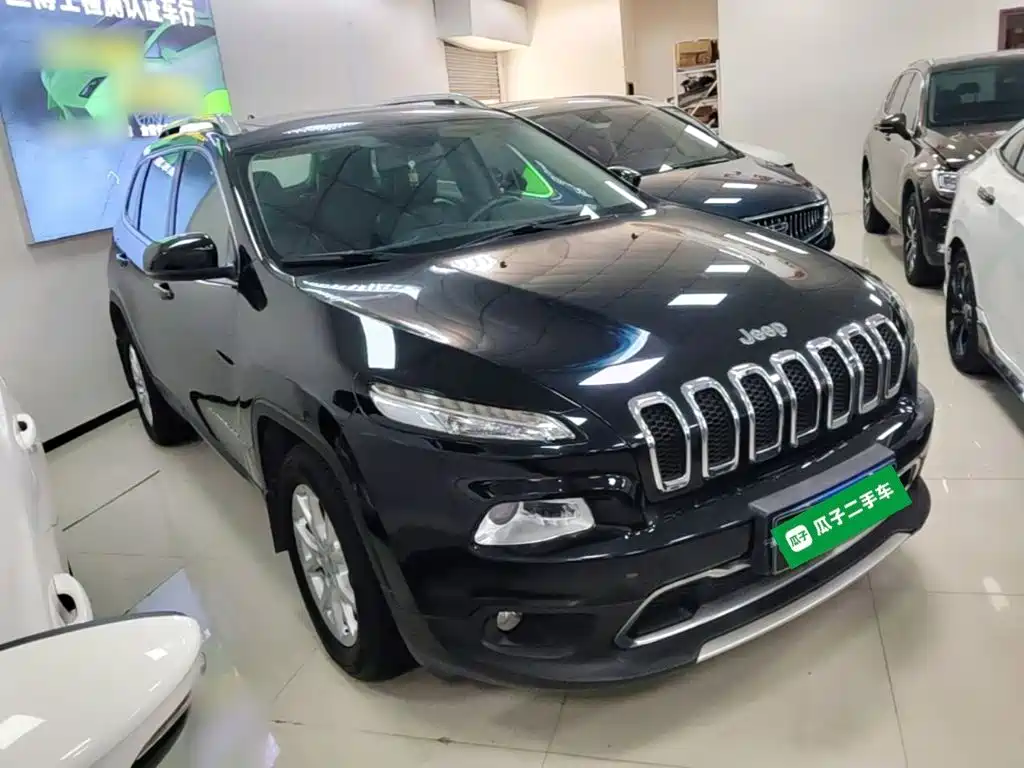 Jeep Cherokee 2017 — фото 4