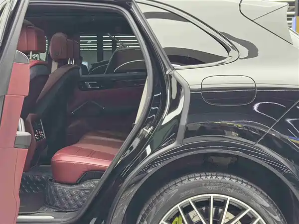 Porsche Cayenne New Energy 2023