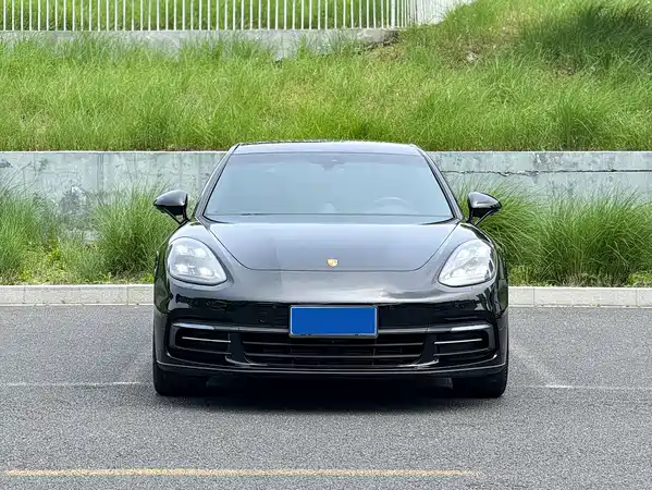 Porsche Panamera 2017
