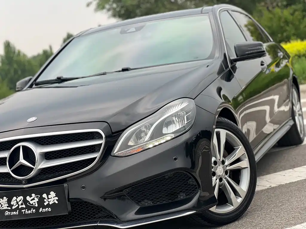 Mercedes-Benz E-Class 2014 — фото 17
