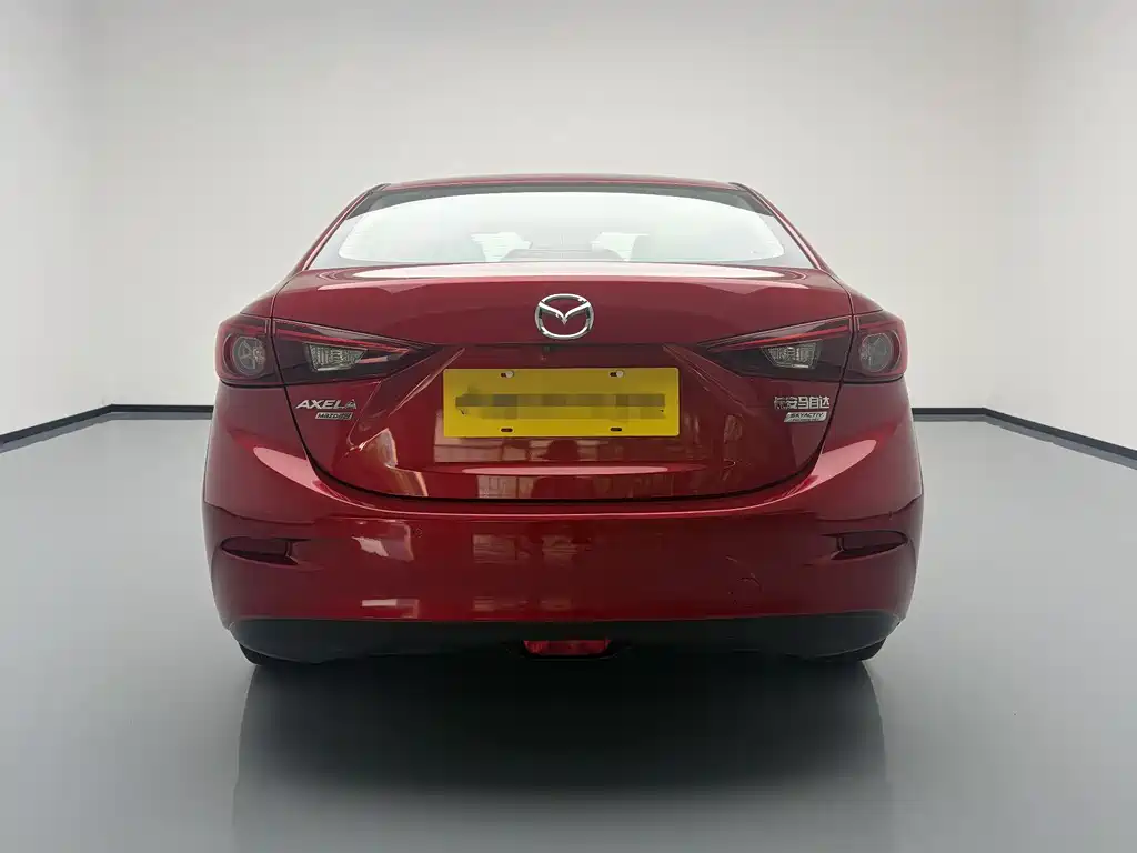 Mazda 3 Axela 2018 — фото 5