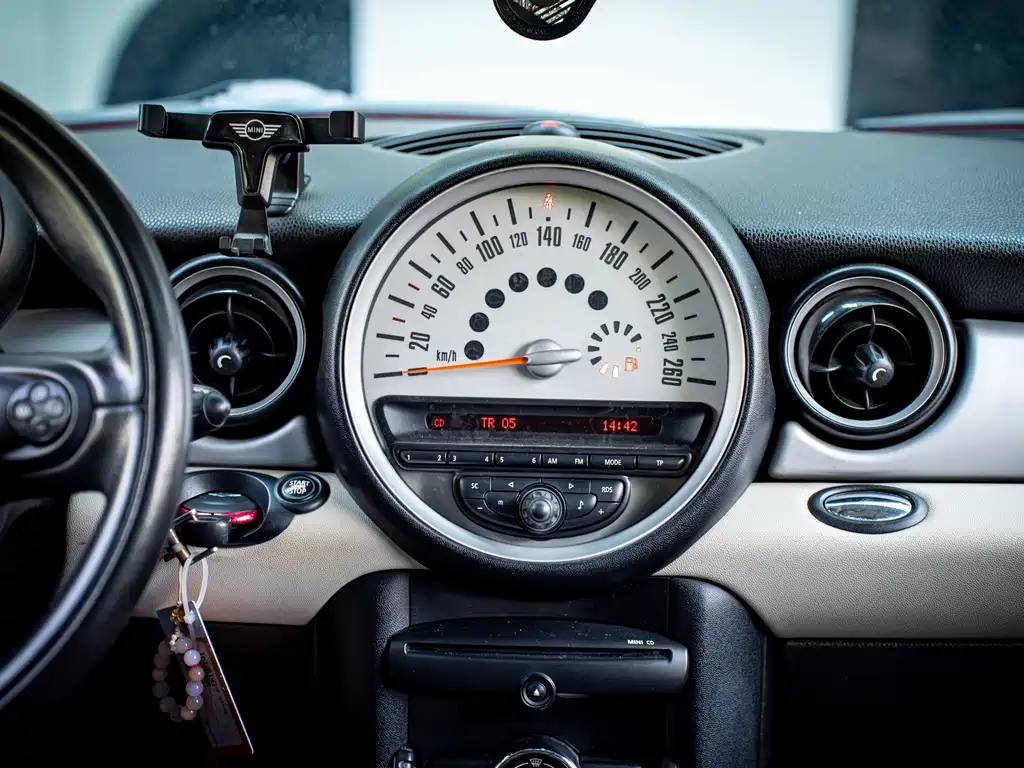 MINI Clubman 2011 — фото 15