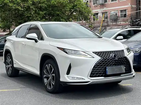 Lexus RX 2022