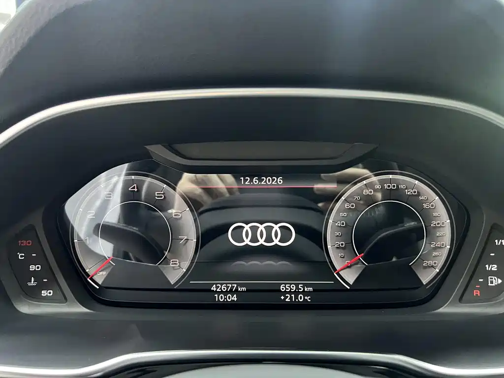 Audi Q3 2023 — фото 8