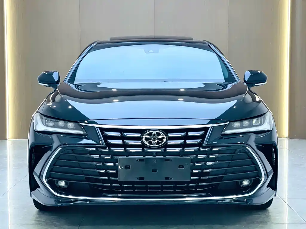 Toyota Avalon 2023 — фото 2