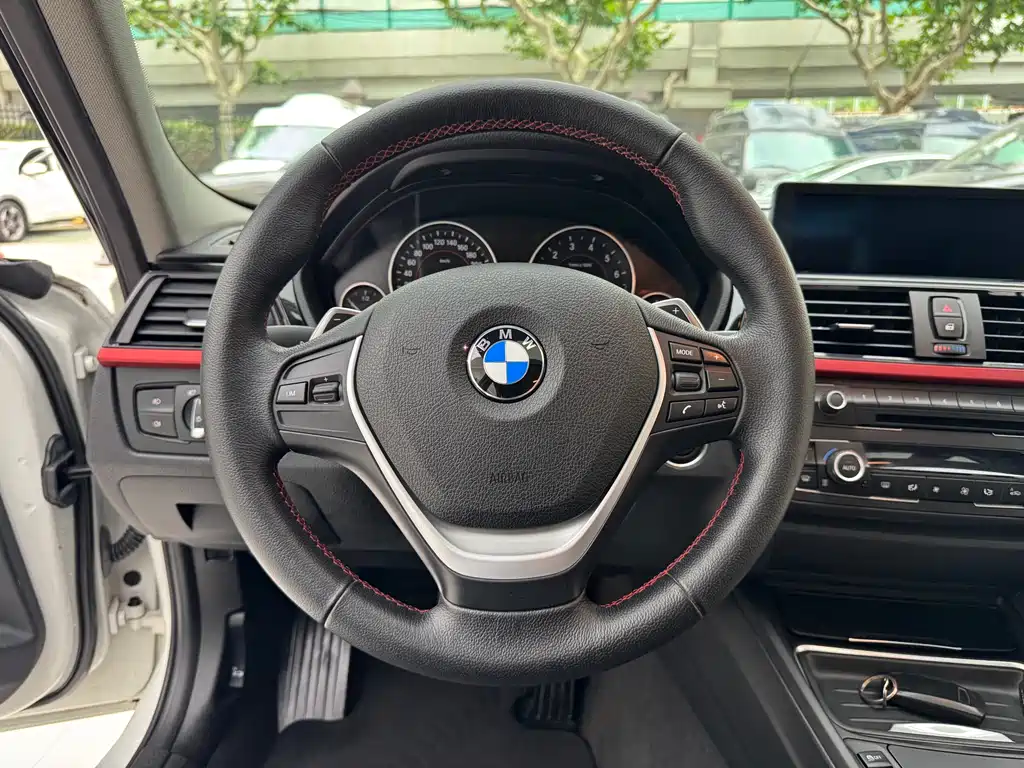 BMW 3 Series 2013 — фото 10