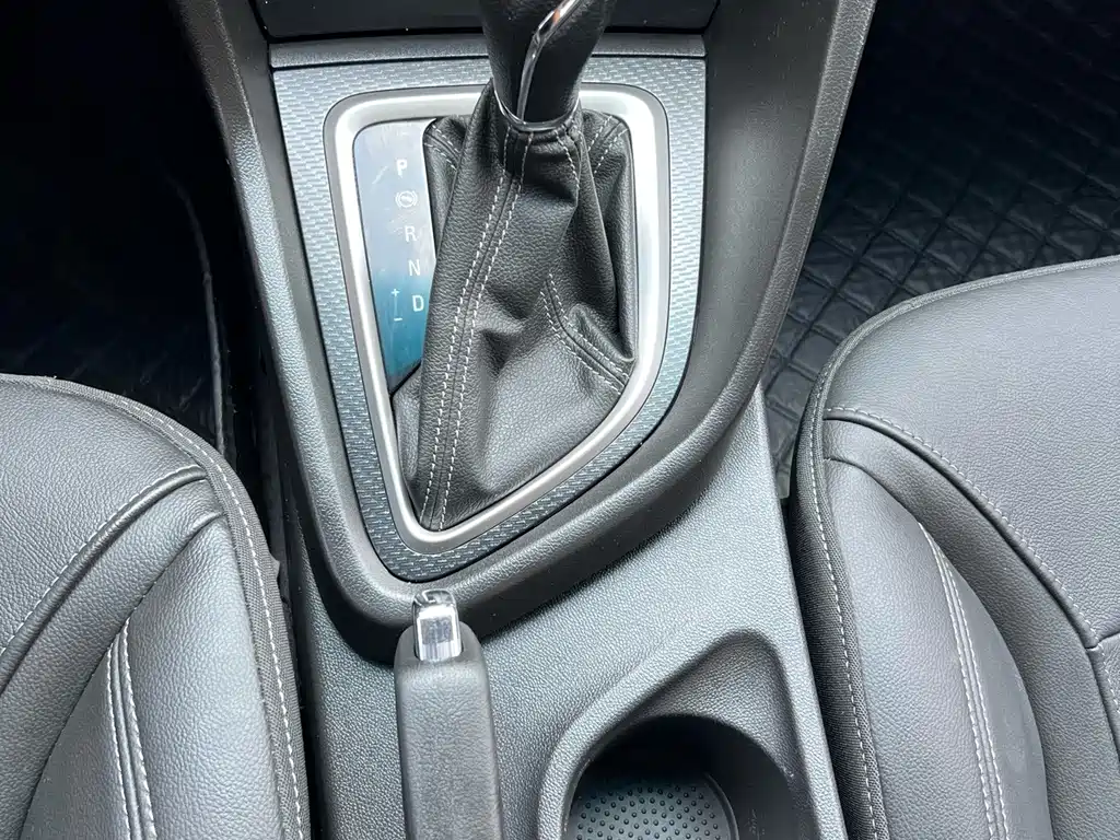 Buick Excelle 2019 — фото 14