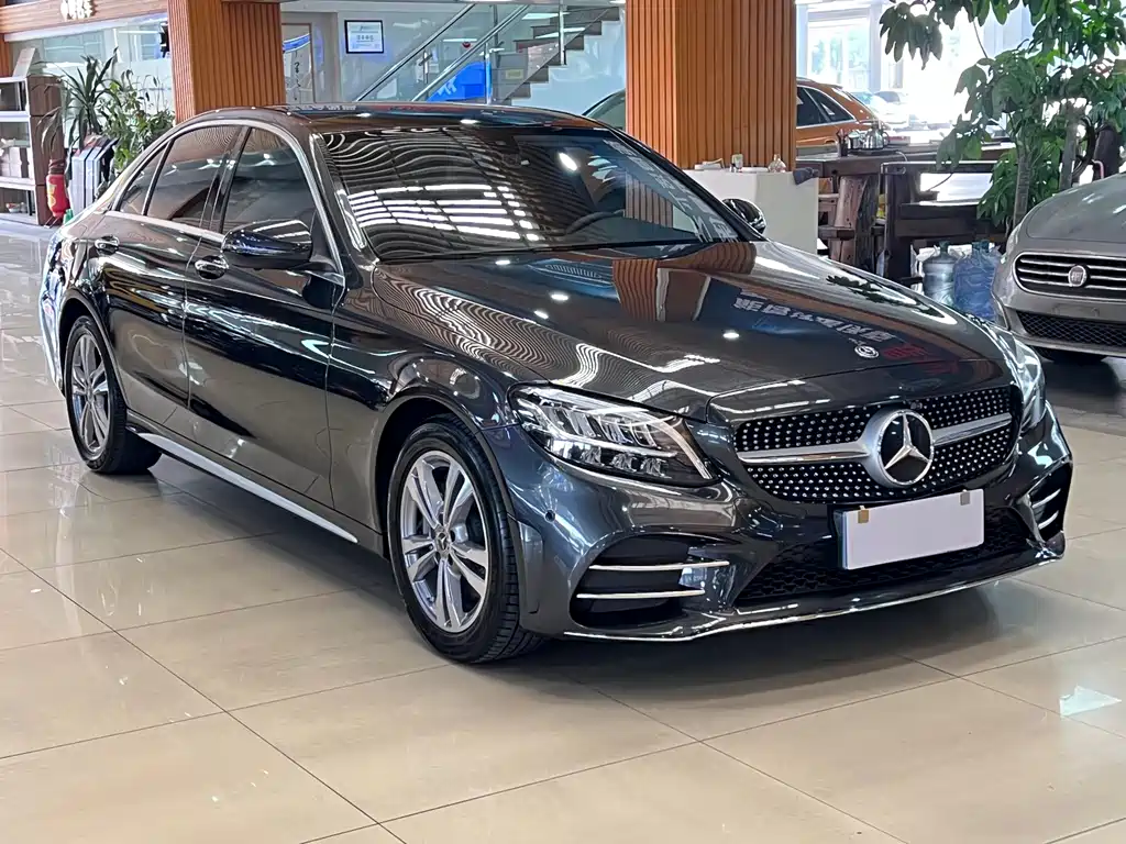 Mercedes-Benz C-Class 2020 — фото 3
