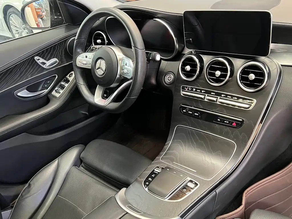 Mercedes-Benz C-Class 2020 — фото 12