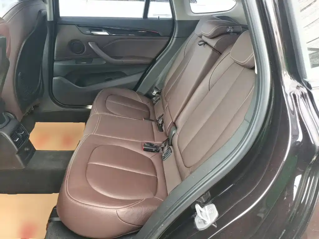 BMW X1 2018 — фото 13