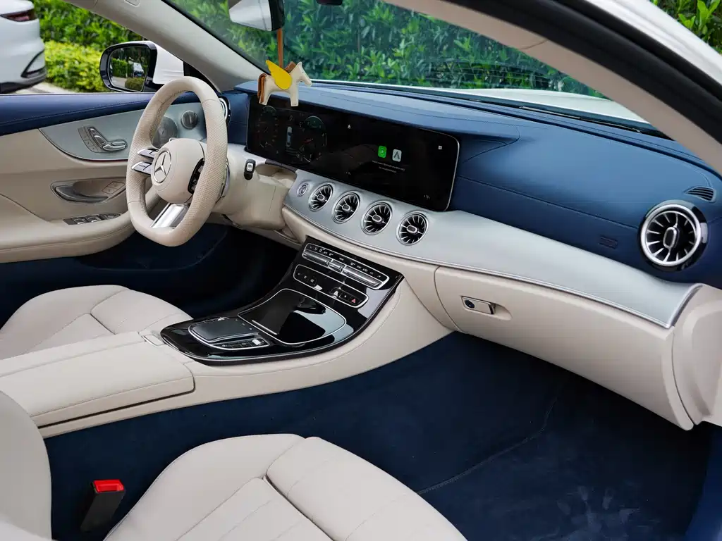 Mercedes-Benz E-Class 2023 — фото 17