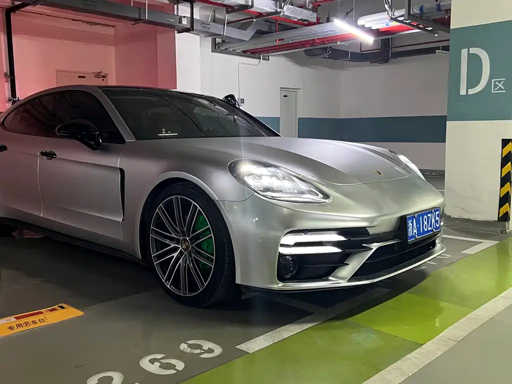 Porsche Panamera 2017 — фото 5