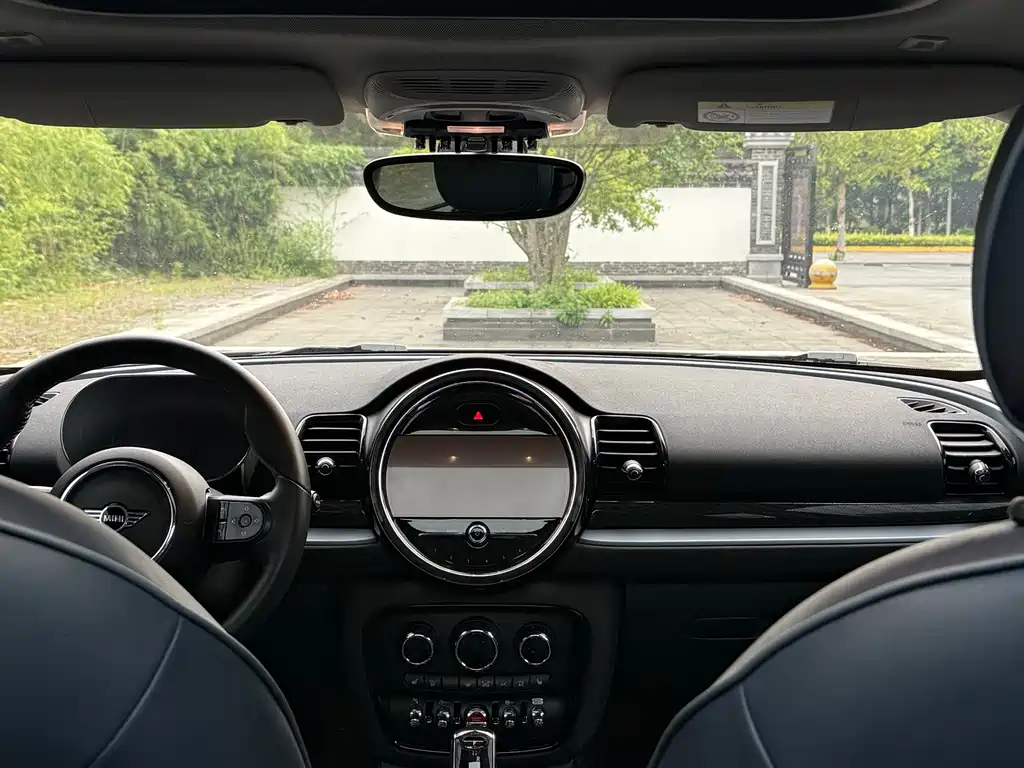 MINI Clubman 2021 — фото 11