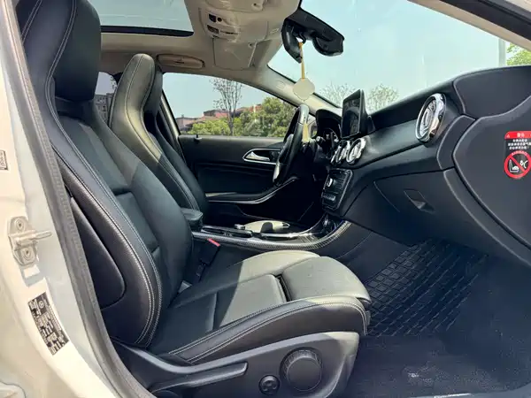 Mercedes-Benz GLA 2017