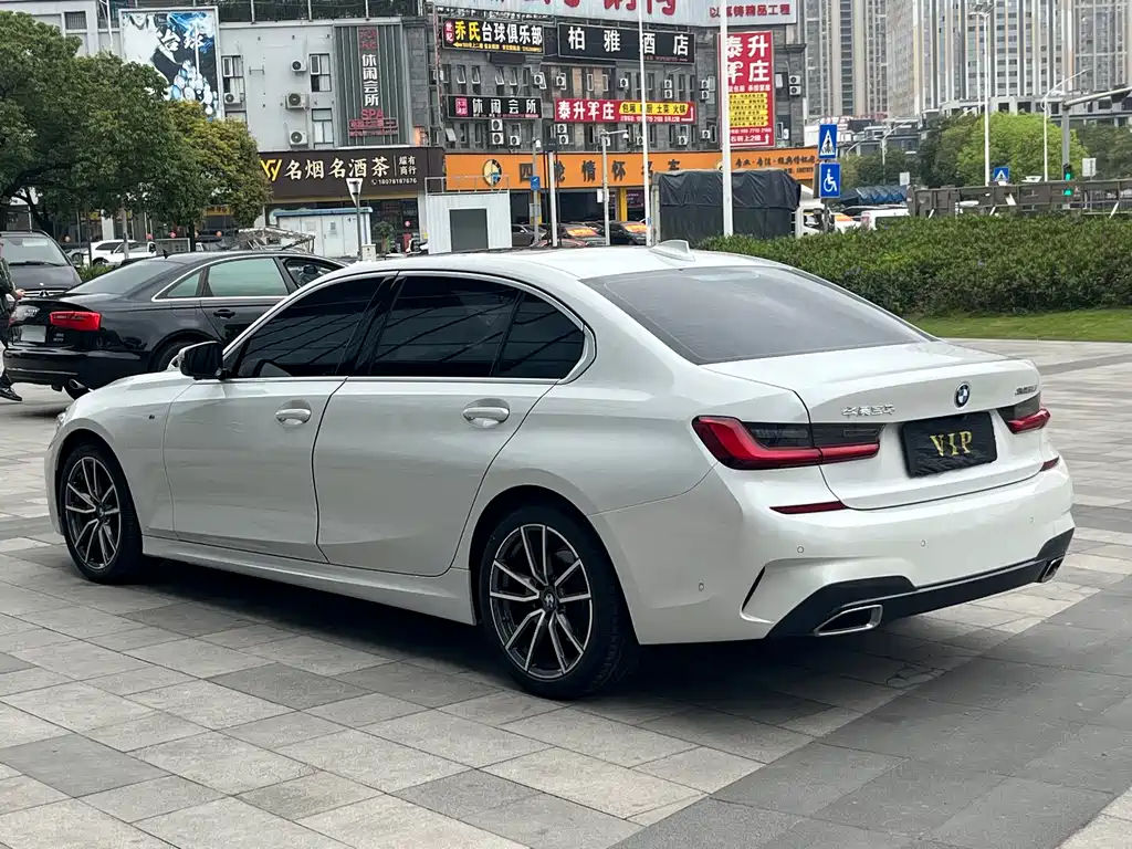 BMW 3 Series 2020