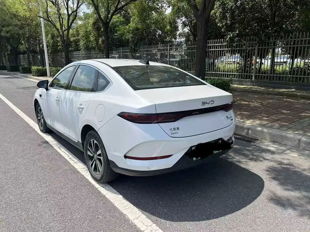 BYD Qin PLUS 2025 — фото 2