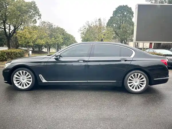 BMW 7 Series 2016