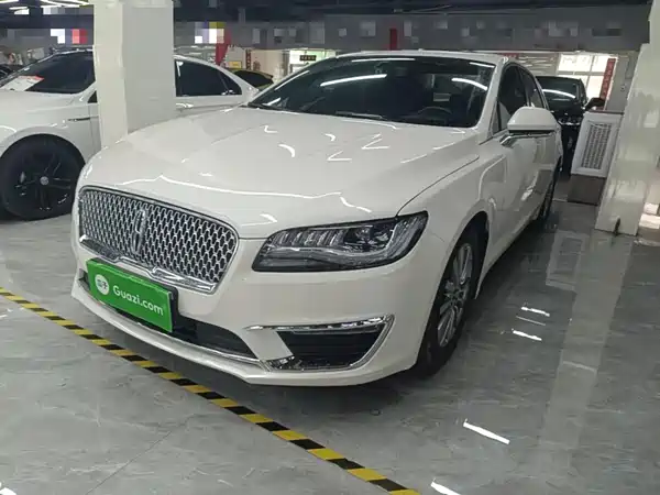 Lincoln MKZ 2020