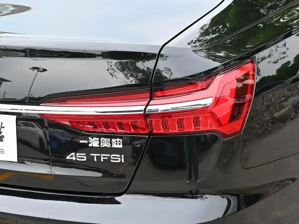 Audi A6L 2022 — фото 15