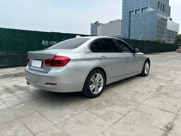 BMW 3 Series 2017
