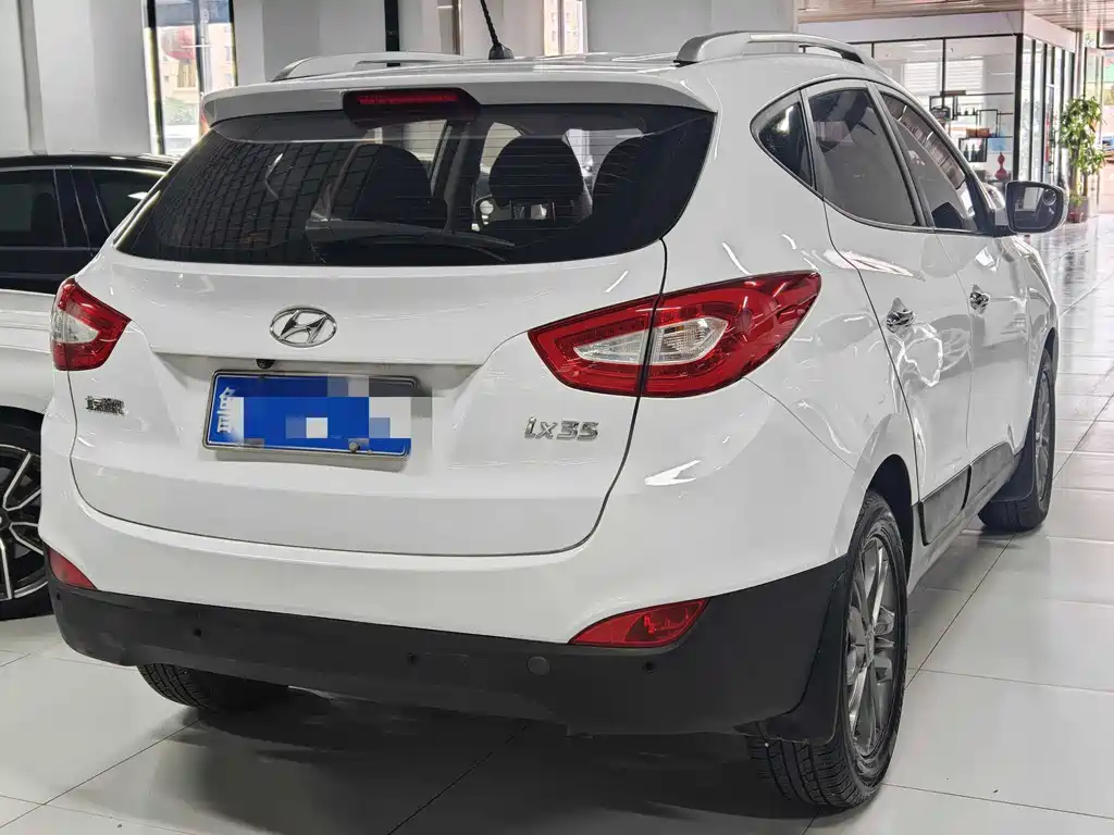 Hyundai ix35 2015 — фото 3