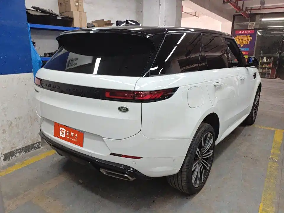 Land Rover Sport 2023