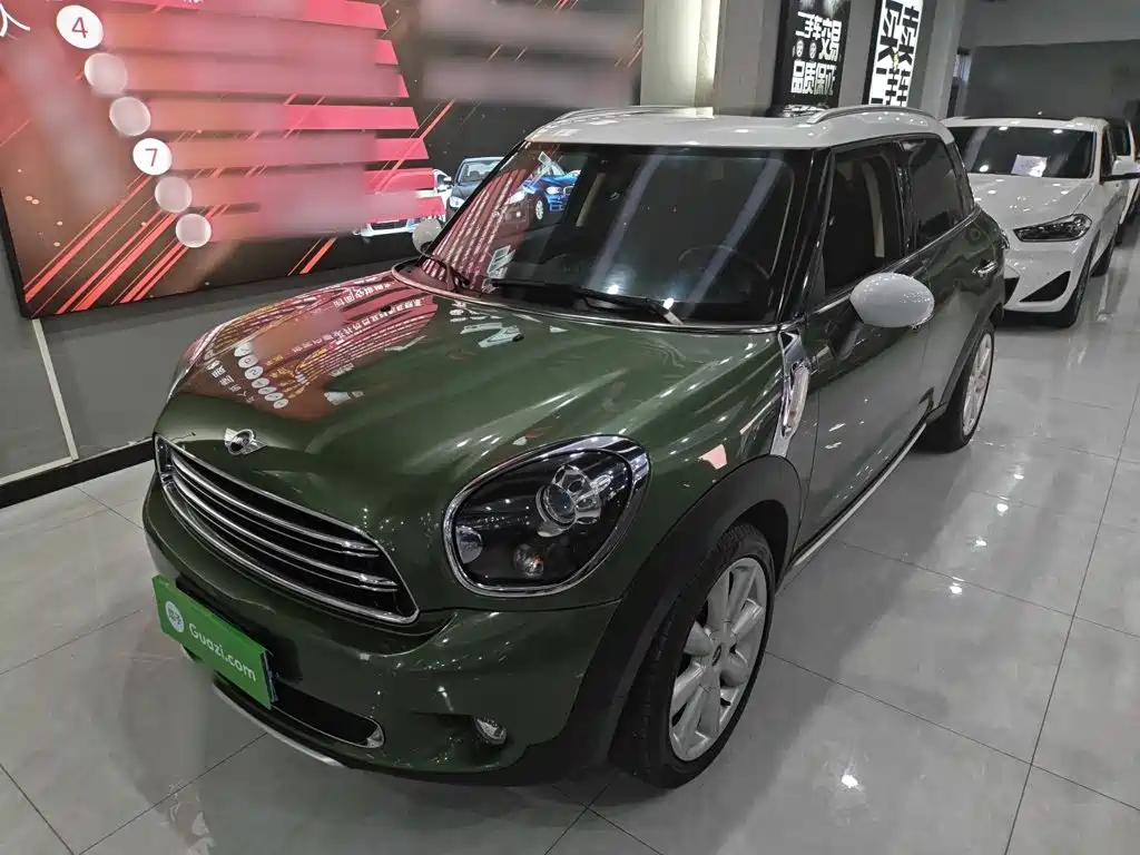 MINI Countryman 2016