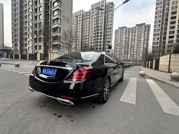 Mercedes-Benz S-Class 2020