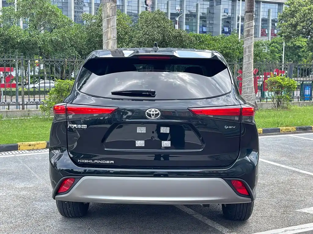 Toyota Highlander 2026 — фото 13