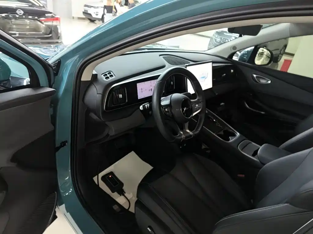 BYD Sealion 05 EV 2025 — фото 16