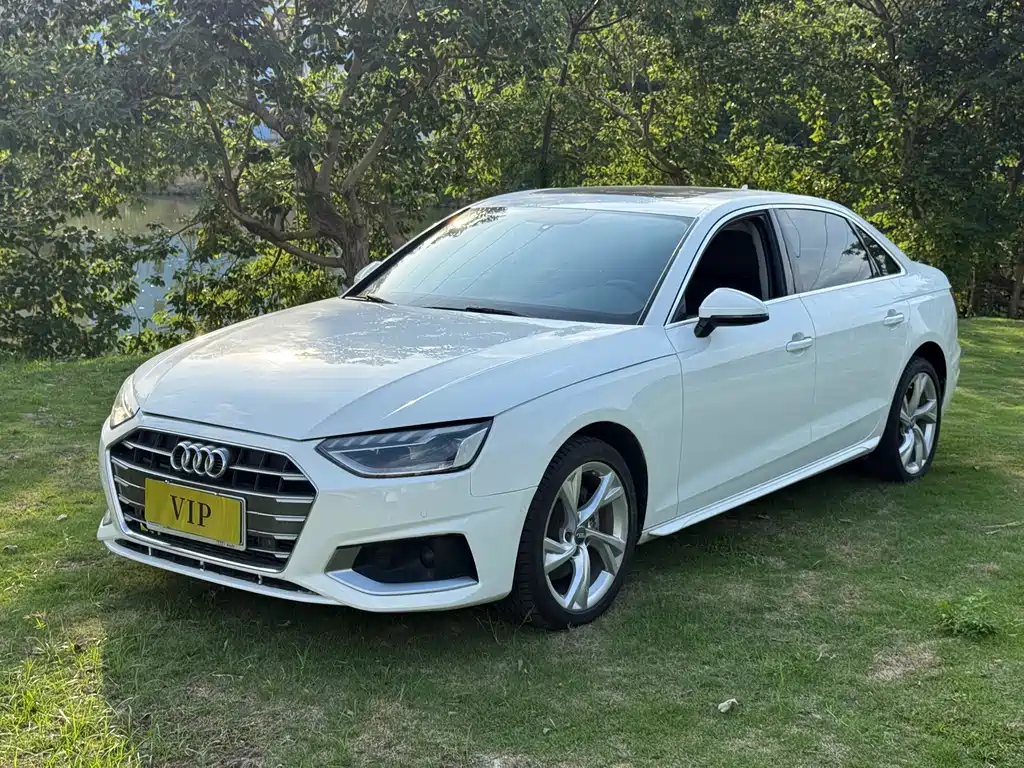 Audi A4L 2021