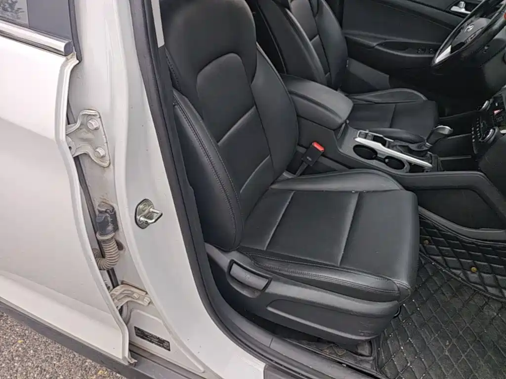 Hyundai Tucson 2016 — фото 25