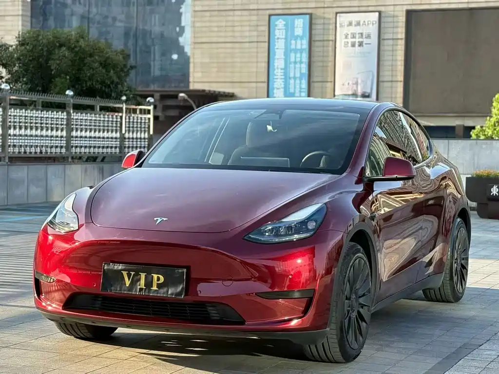 Tesla Model Y 2022 — фото 1