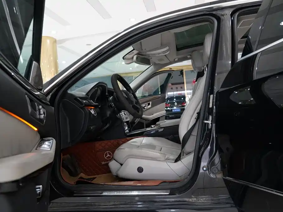 Mercedes-Benz E-Class 2013