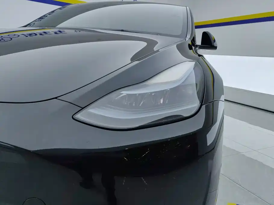 Tesla Model Y 2023 — фото 5