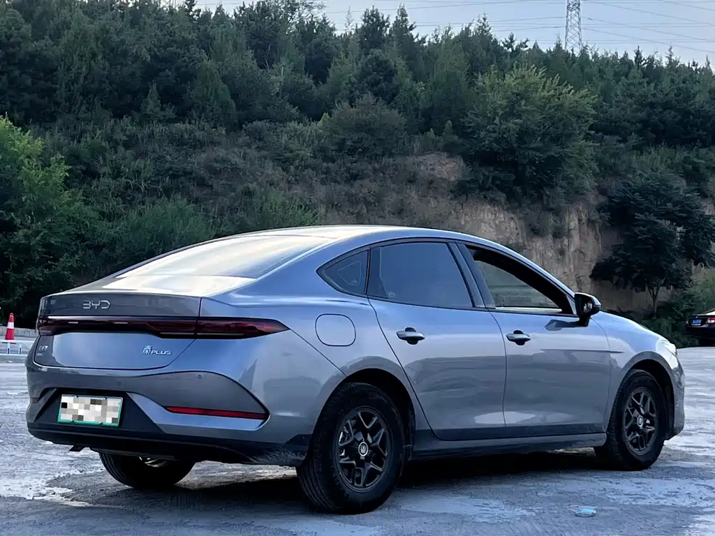 BYD Qin PLUS 2025 — фото 4