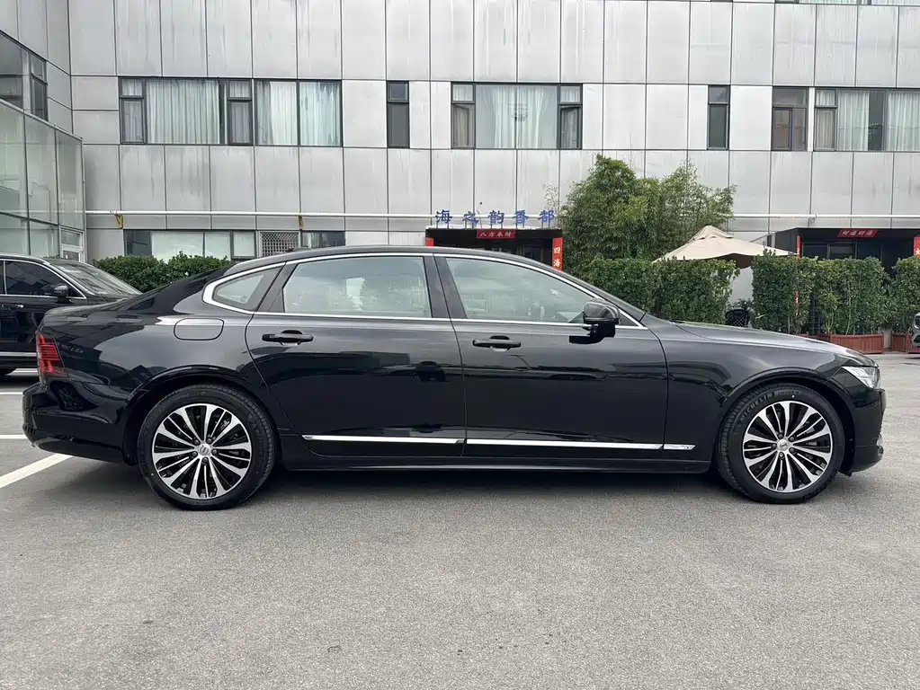 Volvo S90 PHEV 2024 — фото 4