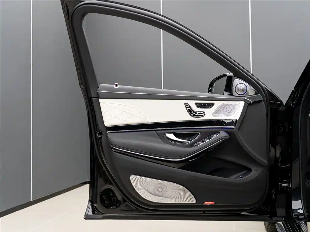 Mercedes-Benz S-Class AMG 2020 — фото 6